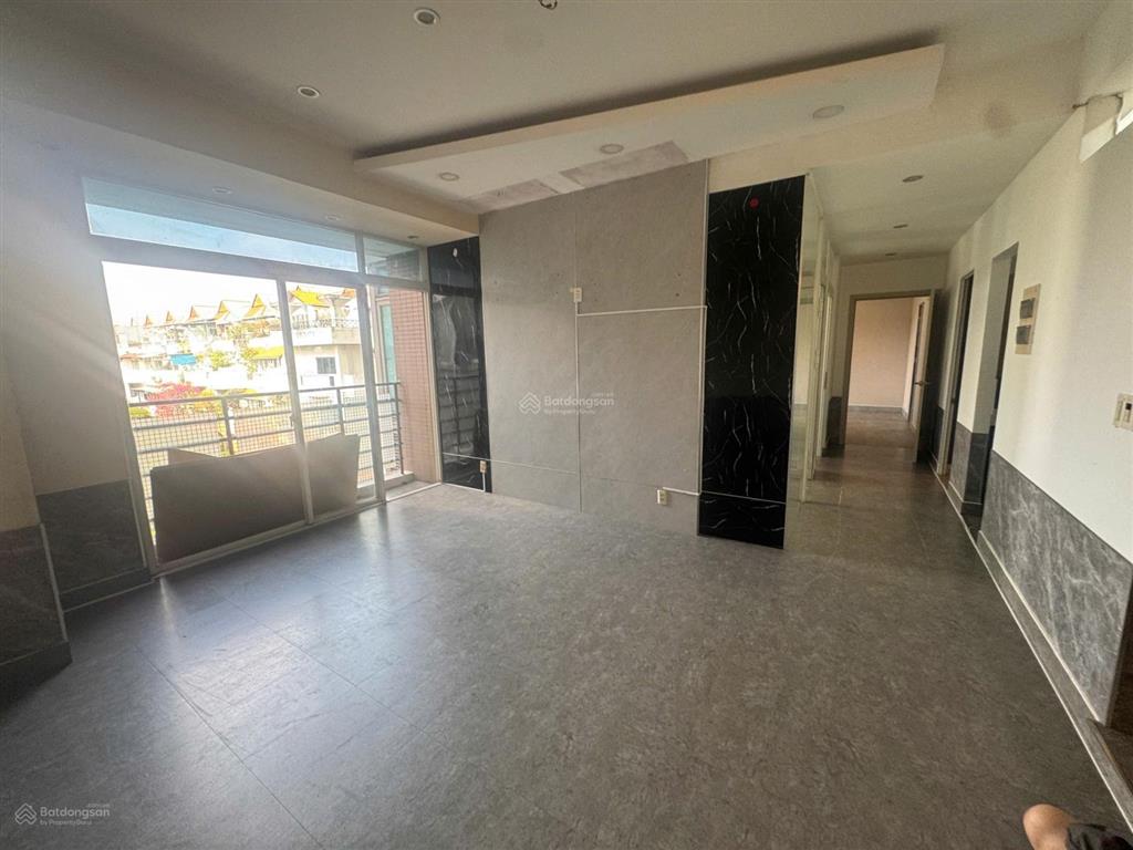 Cần bán gấp căn hộ thuận việt q11 dt 122m2, 3pn, 3wc sổ hồng giá 7.8 tỷ.  0866 688 *** phan đăng