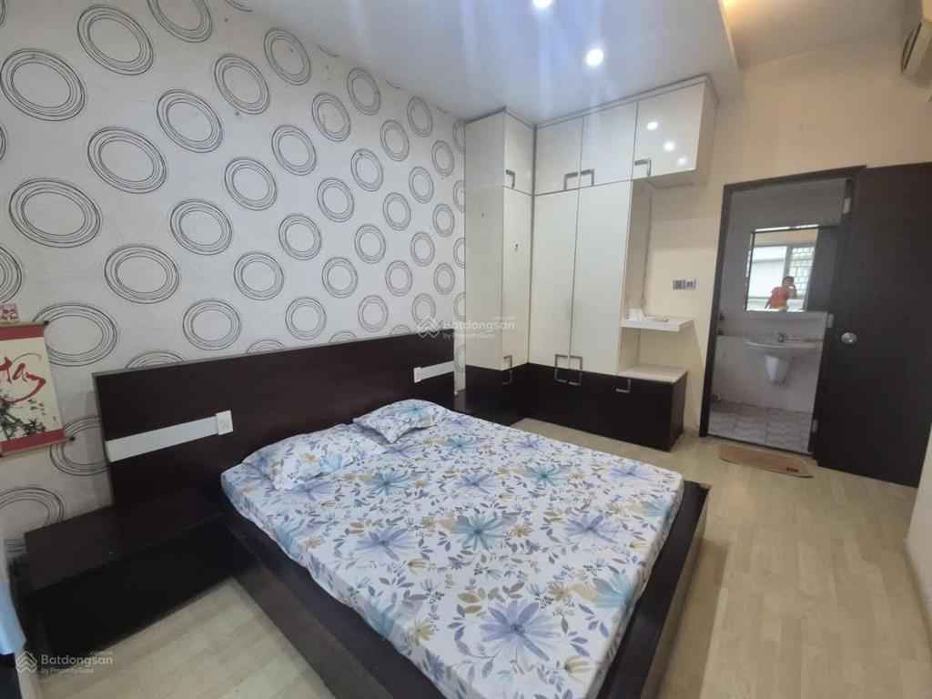 Cần bán căn hộ cc phú mỹ, hoàng quốc việt p. phú mỹ q7 dt 93m2 2pn 2wc giá 5,4 tỷ.  0866 688 ***