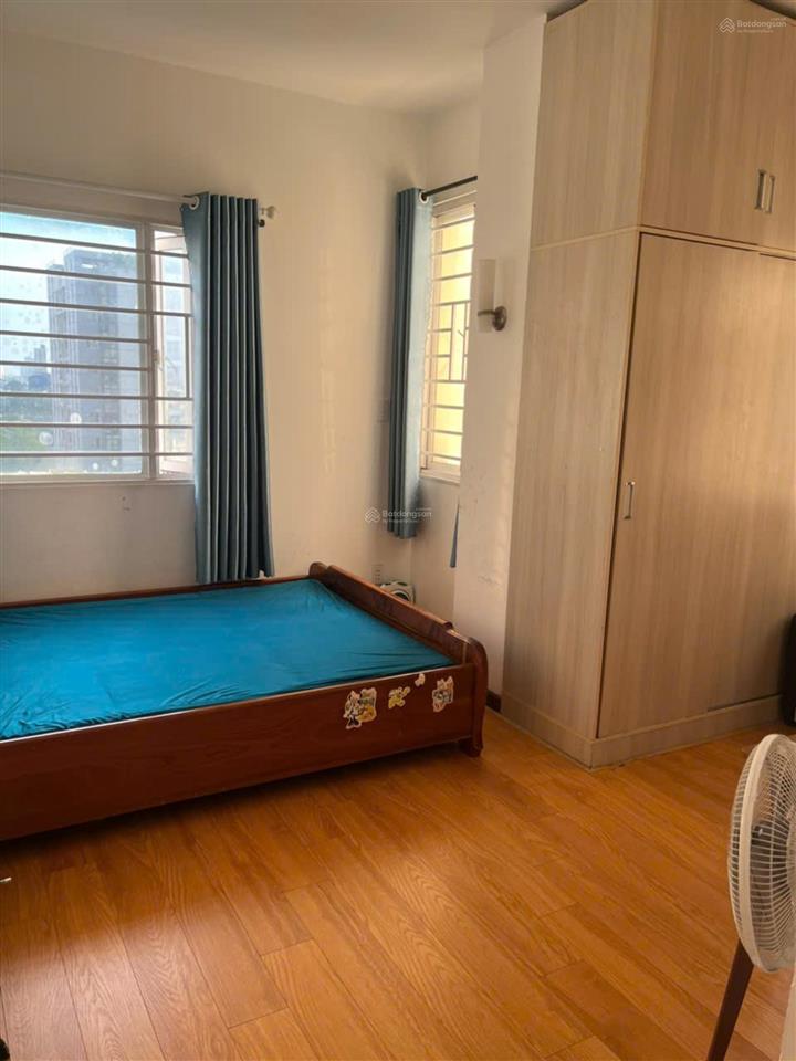Cần bán chung cư khánh hội 2 bến vân đồn q4 dt 82.5 m2, 2pn,2 wc tặng nt giá 5.850 tỷ. 0866 688 ***