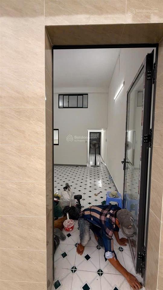 Bán chcc phùng hưng q5 đc 844 nguyễn trãi q5 dt 50m², 2pn 1 wc căn góc giá 2,5 tỷ.  0866 688 ***