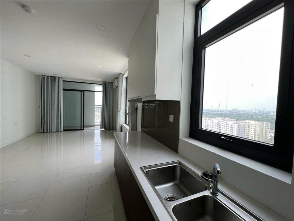 Cần bán căn hộ officetel central premium p5, q8. dt 44m² giá 3 tỷ.  0866 688 *** phan đặng