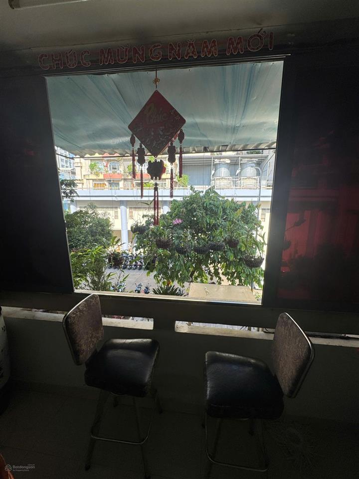 Cần bán căn hộ hùng vương điện máy q5 dt 75m2, 3pn, 1 wc giá 3,7 tỷ. tặng nt.  0866 688 ***