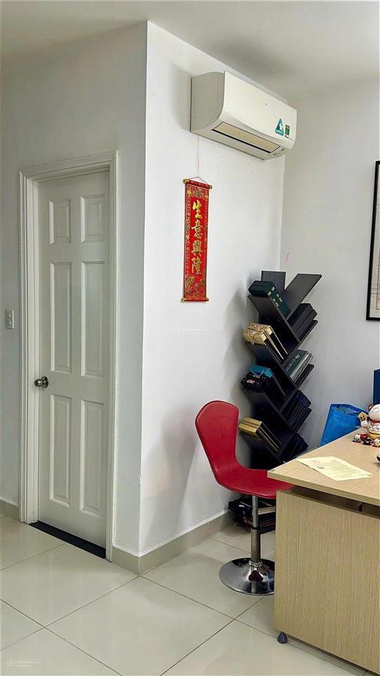 Cần bán căn hộ florita đường d4 p tân hưng, tphcm dt 32m2 có nt giá 2,35tỷ.  0866 688 *** phan đặng