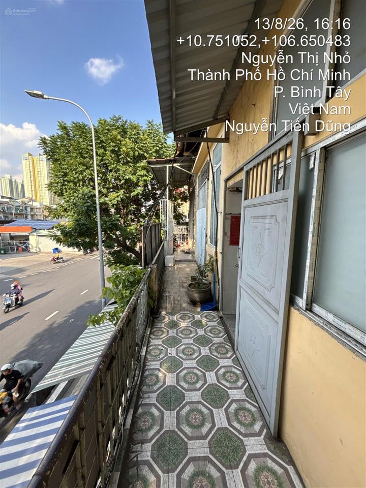 Bán căn hộ chung cư 52 đường lê quang sung, p2, q6 dt 90m2 8pn 6wc giá 2.5tỷ.  0866 688 ***