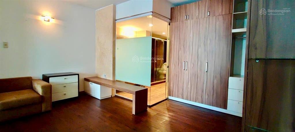 Cần cho thuê căn hộ penhouse central garden q1 dt 151m2, 3pn, 3wc, giá 30tr/tháng có tl 0866 688 ***