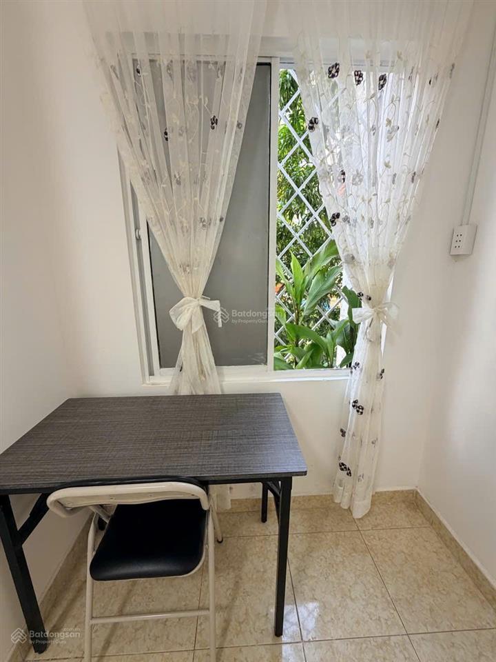 Cần bán gấp căn chung cư bùi minh trực p5 q8 dt 45m2, 1pn, 1wc giá 1.9tỷ.  0866 688 ***