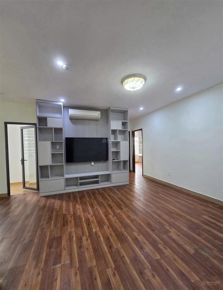 Bán căn hộ him lam nam khánh  dương quang đông, p5, q8.dt 100m², 2pn,2wc. giá 4.5tỷ. 0866 688 ***