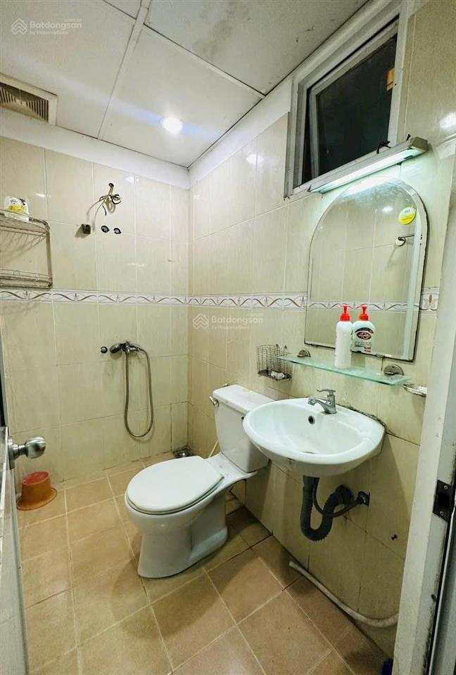 Cần bán gấp chung cư thanh nhật p7 q8 cũ dt 73.8m2, dt 2pn 2wc giá 2.2tỷ. 0866 688 *** phan đặng