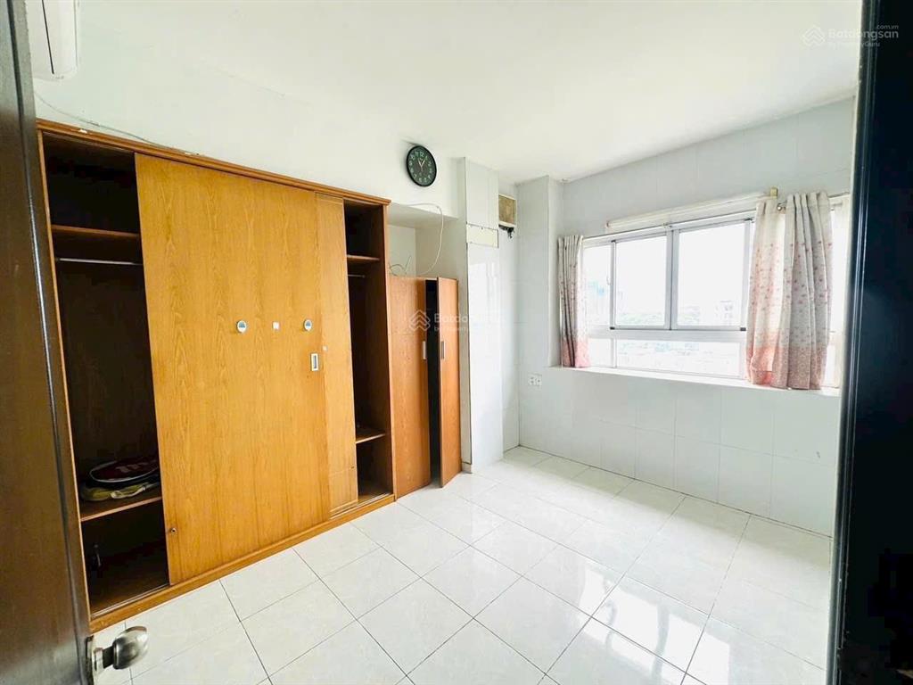Cần bán gấp chung cư thanh nhật p7 q8 cũ dt 73.8m2, dt 2pn 2wc giá 2.2tỷ. 0866 688 *** phan đặng