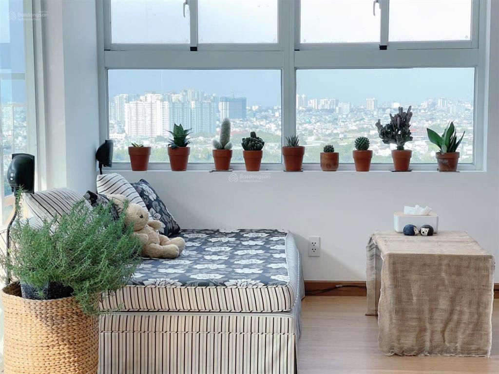 Cần bán ch penthouse sân vườn conic riverside p7, q8. dt 130m2 3pn, 2wc, sh 5,550 tỷ,  0866 688 ***