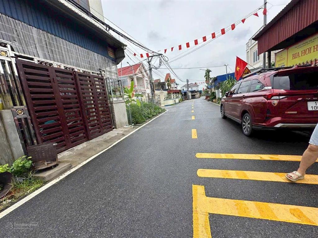 Mặt đường lâm động cách 203 đi vào 150m cần bán gấp chỉ 1 tỷ 3**
