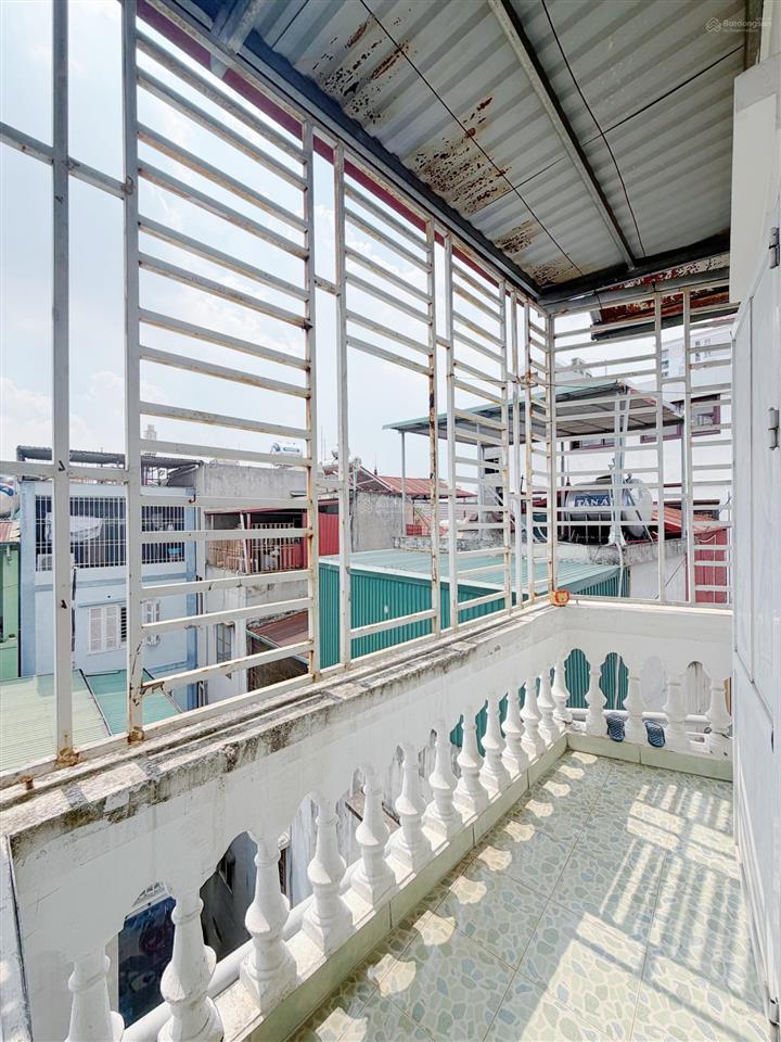 Chính chủ còn trọ tại 28 xuân la ( thông ngõ 565 llq )