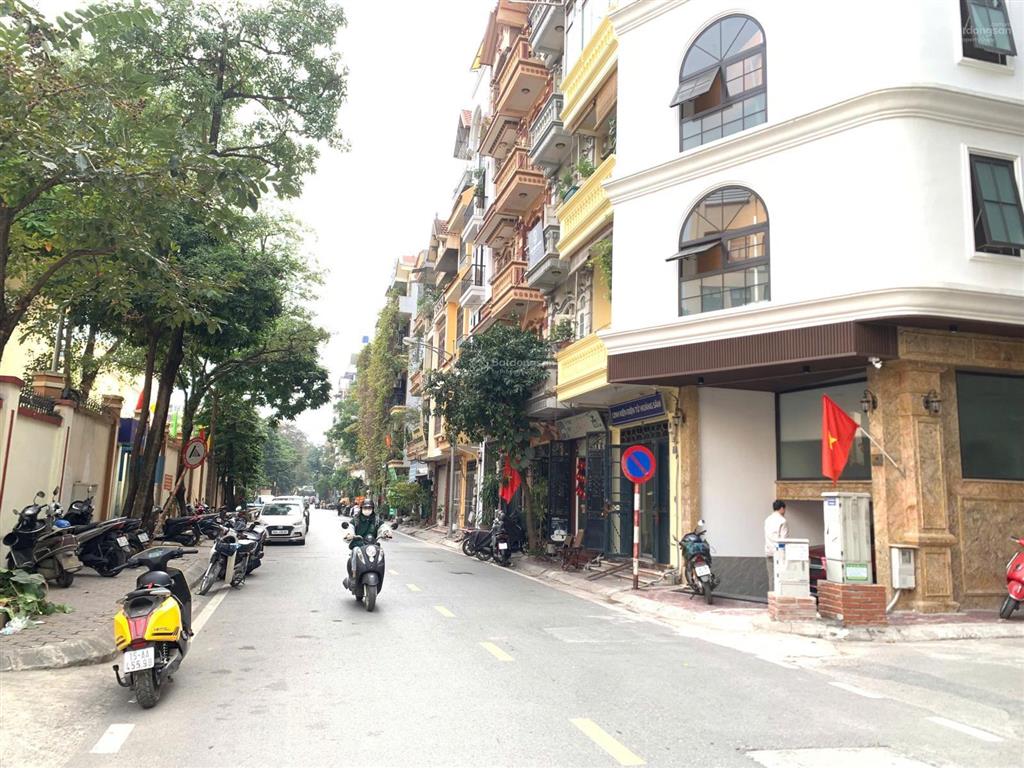 Dt 60m2, 6 tầng phố hoàng sâm  cầu giấy, nhà 2 thoáng, ô tô tránh, k. doanh cực đỉnh