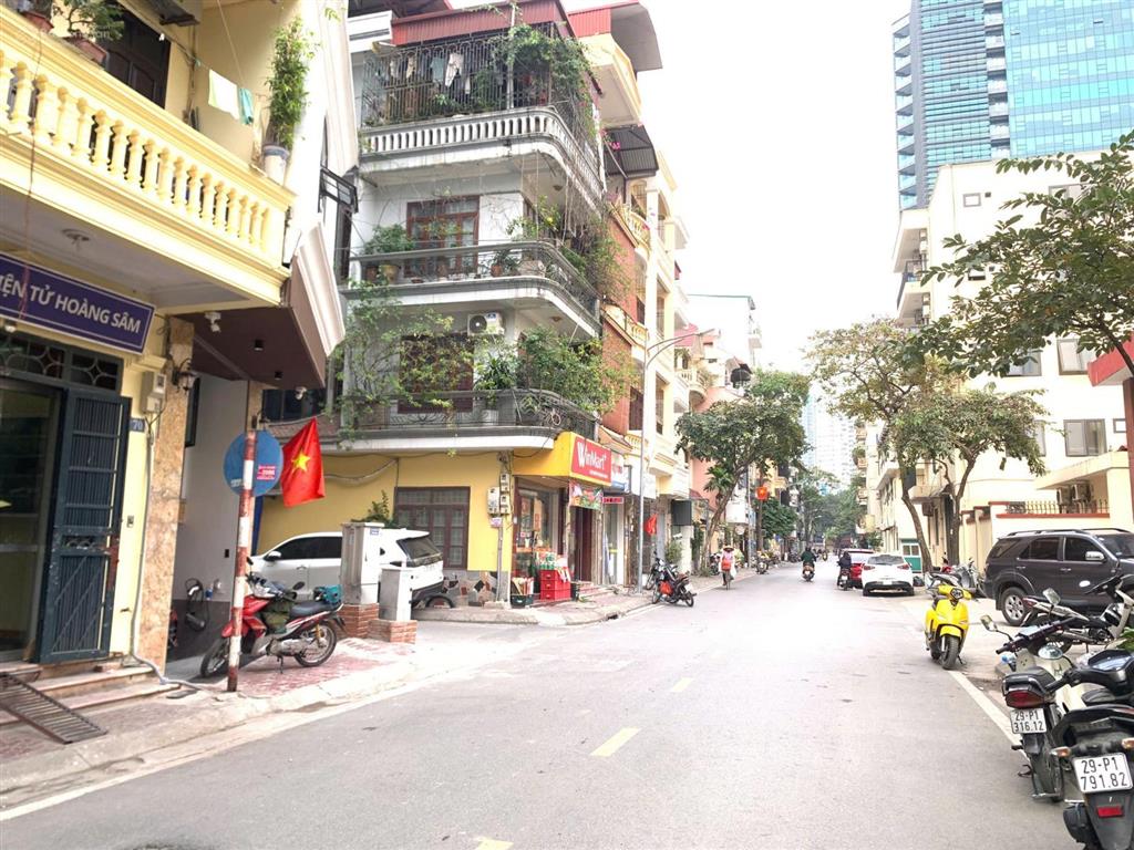 Dt 60m2, 6 tầng phố hoàng sâm  cầu giấy, nhà 2 thoáng, ô tô tránh, k. doanh cực đỉnh