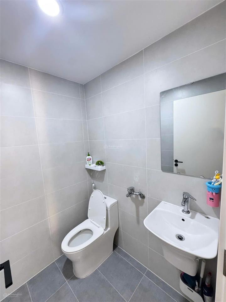 Bán căn góc tầng cao chung cư nest home, 2pn 2wc, nhà đẹp, nội thất xịn xò, giá 3,1 tỉ thương lượng