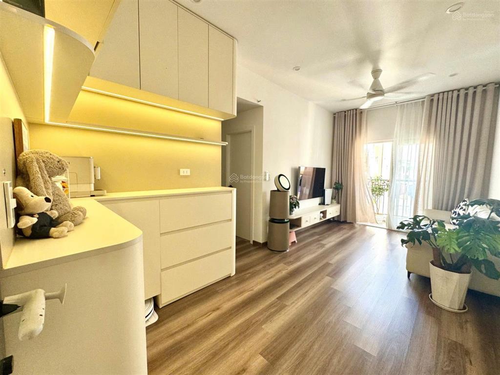 Bán căn góc tầng cao chung cư nest home, 2pn 2wc, nhà đẹp, nội thất xịn xò, giá 3,1 tỉ thương lượng
