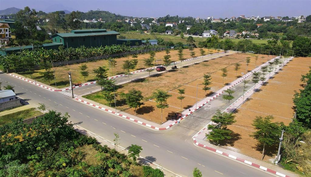 Bán đất 100m² 3.6 tỷ | phú cát  hoà lạc / sổ full thổ cư  công chứng trong ngày