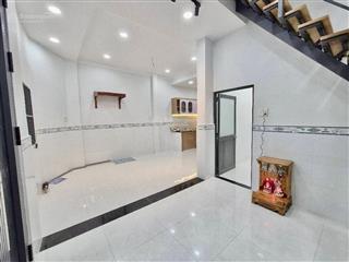 Nhà mới đẹp 2 tầng  dọn vào ở ngay trước tết  dã tượng  hưng phú  ngay cầu chà và