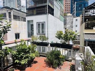 Nhà quận 1 ngay chợ bến thành  hẻm 5m 4 tầng 44m2  chỉ 9.9 tỷ tl