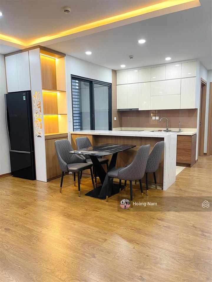 Gia đình tôi cần bán căn 2n2vs 80,36m2 tại the park home nội thất full có slot ô tô giá 7,7 tỷ