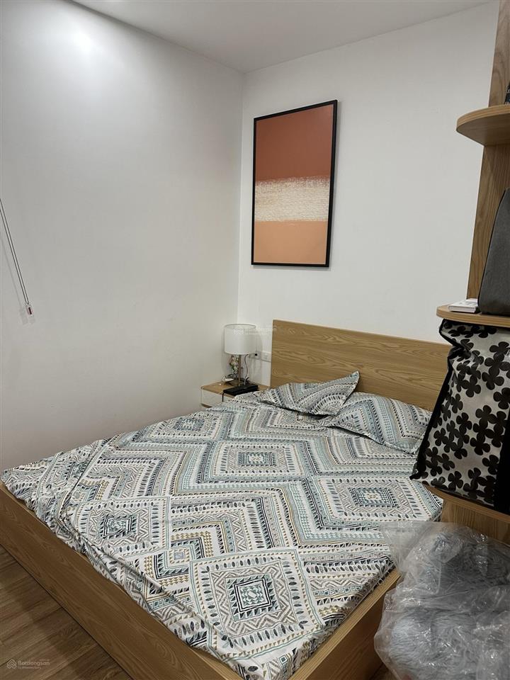 Chính chủ cần chuyển nhượng căn hộ 2n 2wc 60,7m2 tại iris garden, giá 5,5 tỷ full nội thất