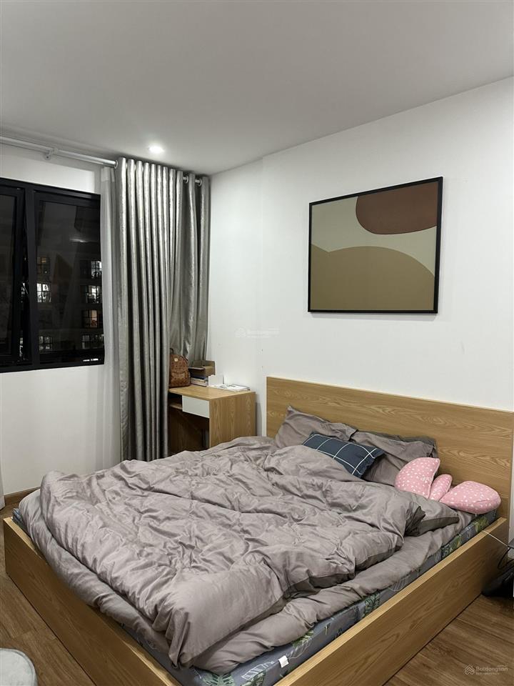 Chính chủ cần chuyển nhượng căn hộ 2n 2wc 60,7m2 tại iris garden, giá 5,5 tỷ full nội thất