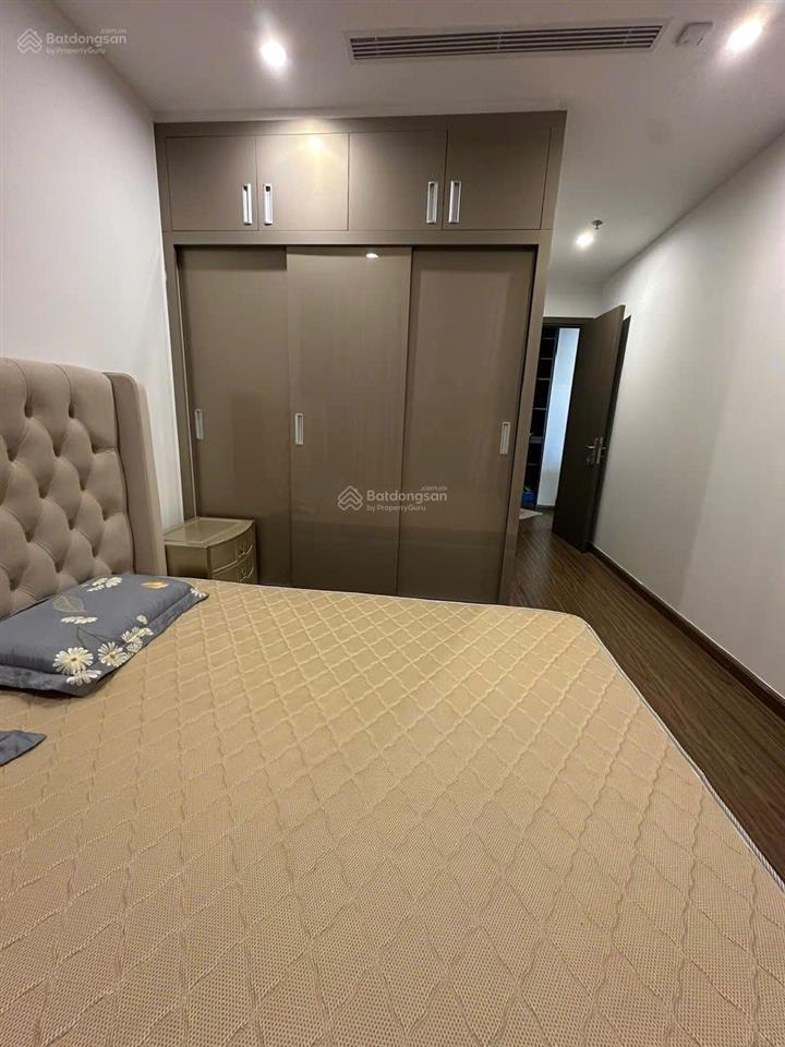 Tôi chủ nhà cần bán căn 2n2vs 68m tại vinhomes west point giá 6 tỷ có thương lượng