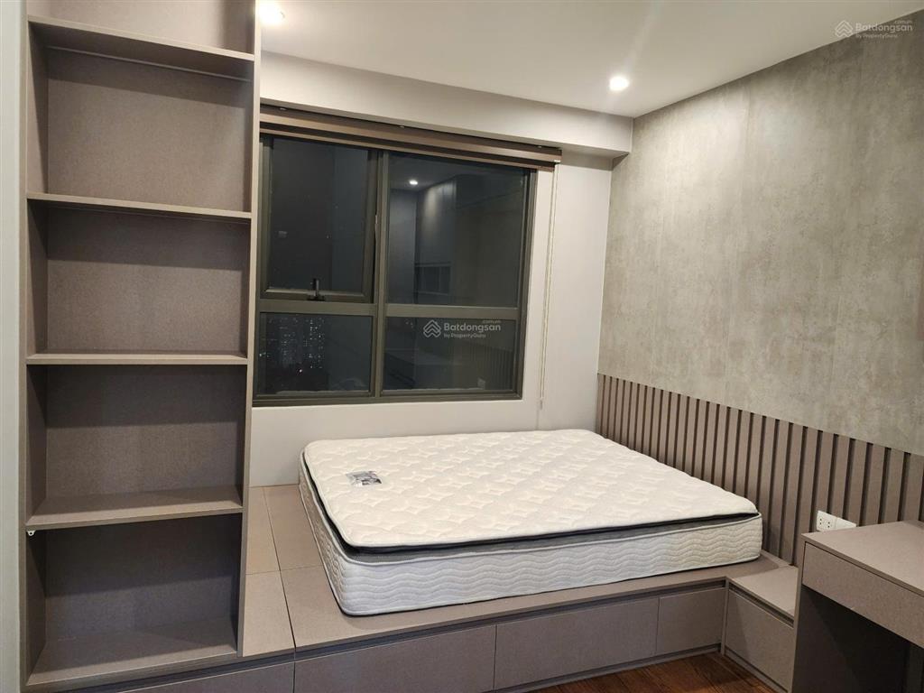 Tôi chính chủ cần bán nhanh chung cư vinhomes dcapital 2n2vs 70m, view đẹp giá 6,9 tỷ