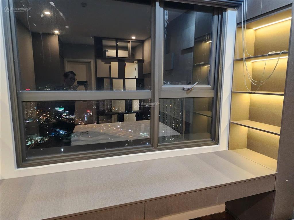 Tôi chính chủ cần bán nhanh chung cư vinhomes dcapital 2n2vs 70m, view đẹp giá 6,9 tỷ
