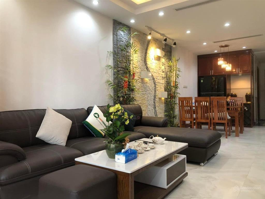 Tôi chính chủ cần bán căn 112m2 3n 2vs tại thăng long no 1, có slot ô tô, giá 8 tỷ có thương lượng