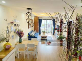 Chính chủ cần bán căn 2n2vs 68m2 tại central field 219 trung kính tầng trung view đẹp, giá 5,7 tỷ