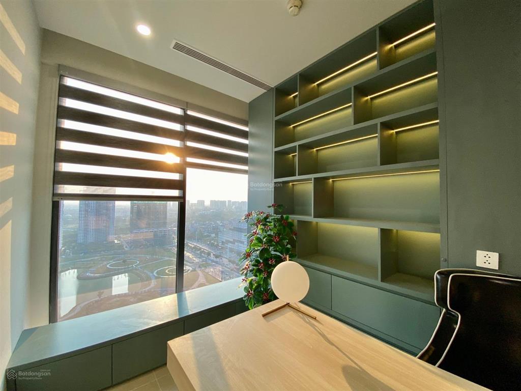 Căn hộ mới, chính chủ cần bán gấp căn 3n2vs 114m tại the matrix one view ngắm pháo hoa, giá 10,2 tỷ