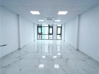 Chính chủ cho thuê văn phòng khu phân lô hoàng cầu 60m2 giá 13 triệu, nhà mới thang máy