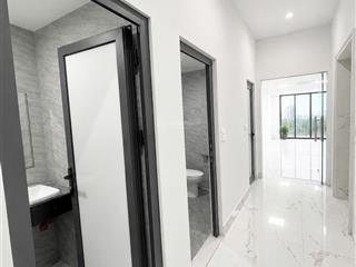 Chính chủ cho thuê văn phòng phân lô hoàng cầu, 70m2 tầng cao giá 13 triệu