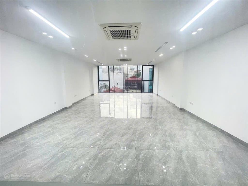 Chính chủ cho thuê văn phòng 75m2 số 6 ngõ 110 trần duy hưng giá chỉ 14tr