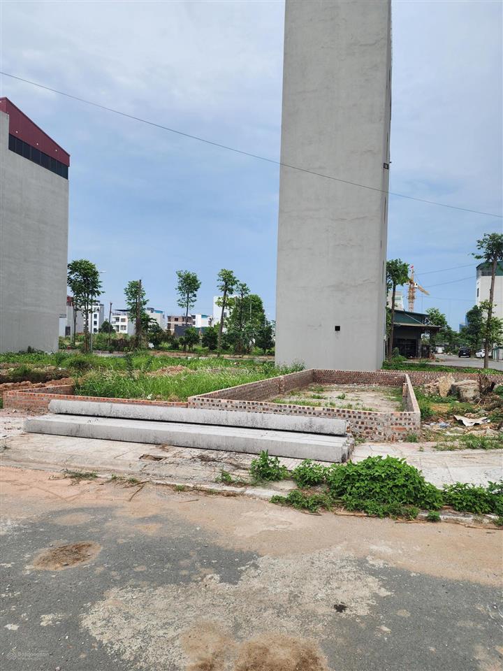 Mình cần bán lô đất 50m2 khu đất phân lô vân canh, hoài đức, hà nội