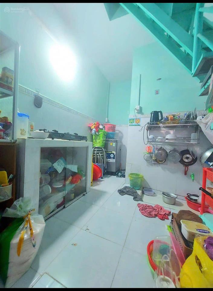 Bán nhà phường đông hưng thuận quận 12  nhỉnh 2 tỷ đang cho thuê 7triệu/tháng.