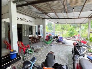 Chỉ hơn 2 tỷ  shr 92m2 nở hậu cực to 5.5m nhà ở liền  chính chủ cần ban gần chợ hóc môn. tphcm