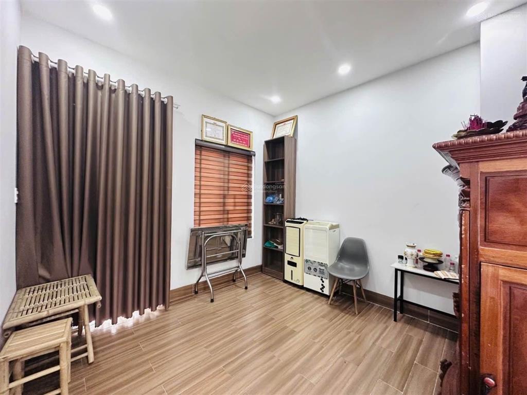 Căn nhà kiên cố gần bx an sương q12 tphcm giá ngộp 3,3tỷ