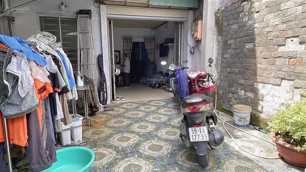 Hẻm xe hơi 6m  xuân thới thượng, gần ql1a (4km  ngang 5x22m bán đất tặng nhà 2 tầng, 2.93tỷ