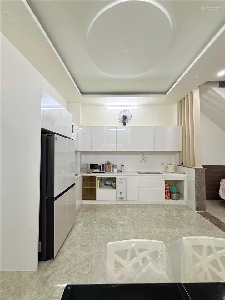 Nhà biệt thự 10.6 x 15m = 160m khu đồng bộ bà điểm cách chợ đầu mối 1km chỉ 7.48tỷ