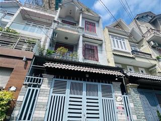 Căn nhà 3 tầng ngang 5.3 x 13m giá chỉ 2.5 tỷ shc hẻm xe hơi vị trí đẹp tiện đi về quân gò vấp .