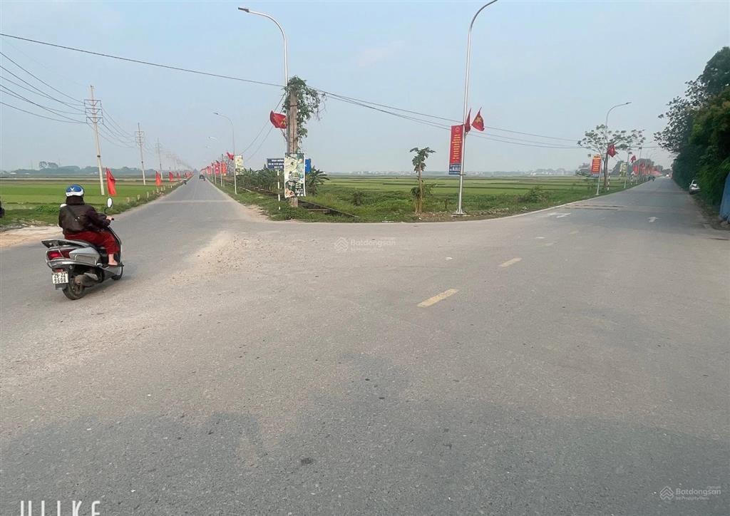 Chính chủ cần bán 110m đất thanh huệ trại xã đa phúc diện tích 110m
mặt tiền5.55m