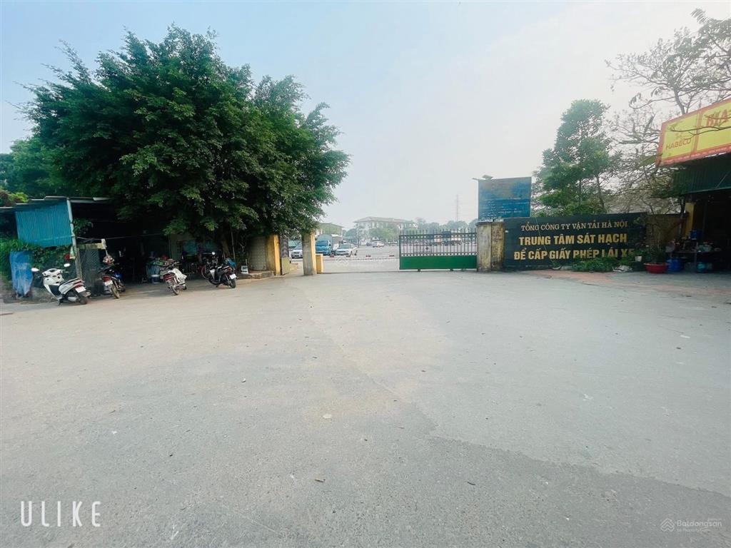 Chính chủ cần bán 110m đất thanh huệ trại xã đa phúc diện tích 110m
mặt tiền5.55m