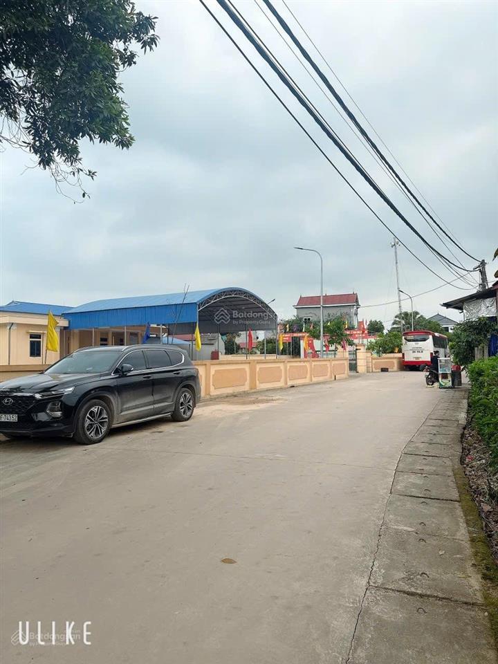 Cần bán 2 lô đất đẹp
dt 112118 full thổ cư đg trục chính kinh doanh