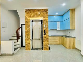Bán nhà cầu diễn chỉ 9,1 tỷ 6 tầng thang máy  nhà mới tinh  lô góc  mặt tiền quyền lực 