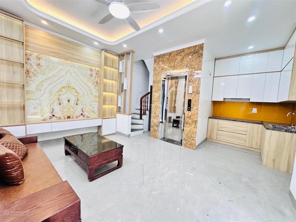 Bán nhà 6 tầng thang máy lô góc ô tô 4 chỗ đỗ cửa chỉ 9,1 tỷ giá chỉ 9,1 tỷ cơ hội h