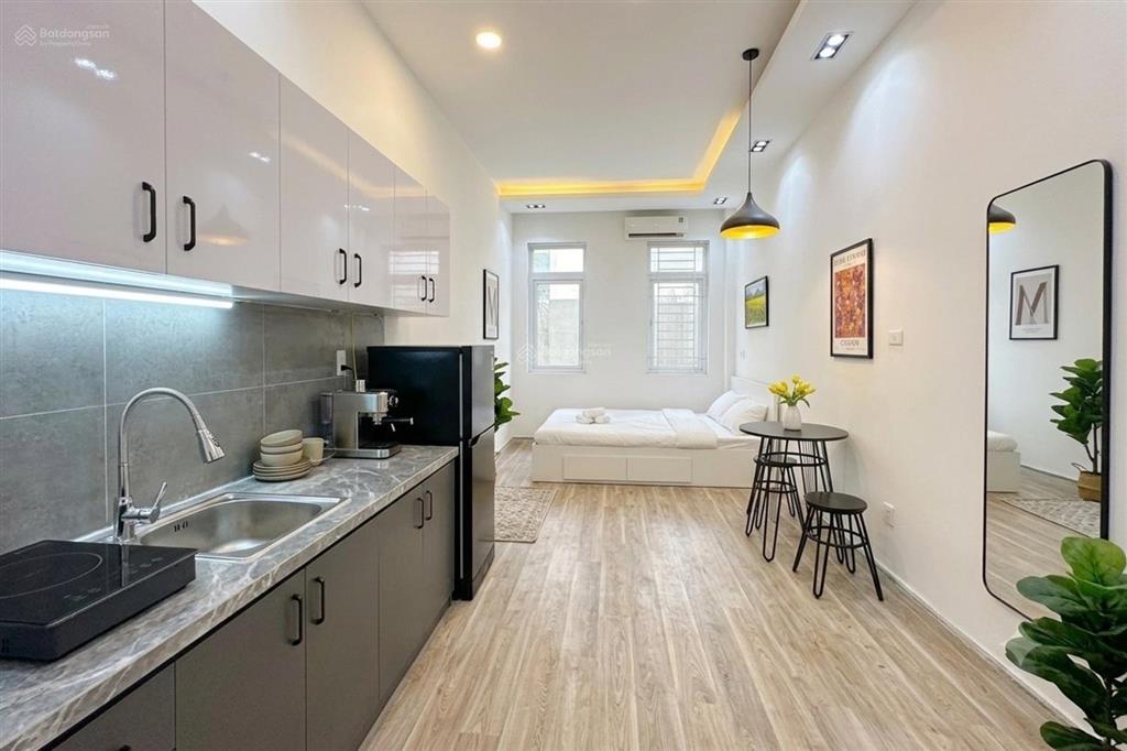 Bán nhà 5 tầng cầu diễn chỉ 11 tỷ dt 50m sử dụng 9 phòng khép kín ô tô 4 chỗ đỗ cửa d
