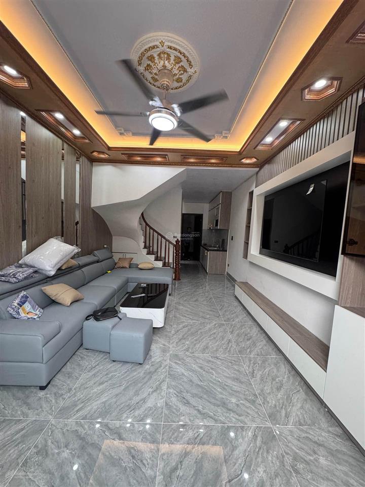 Bán nhà lê quang đạo, mỹ đình giá chỉ 3,35 tỷ, diện tích 52m2 mặt tiền 3,9m nhà 2 tầng