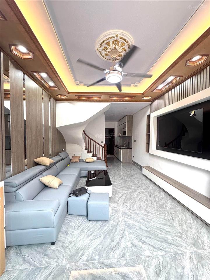 Bán nhà lê quang đạo, mỹ đình giá chỉ 3,35 tỷ, diện tích 52m2 mặt tiền 3,9m nhà 2 tầng
